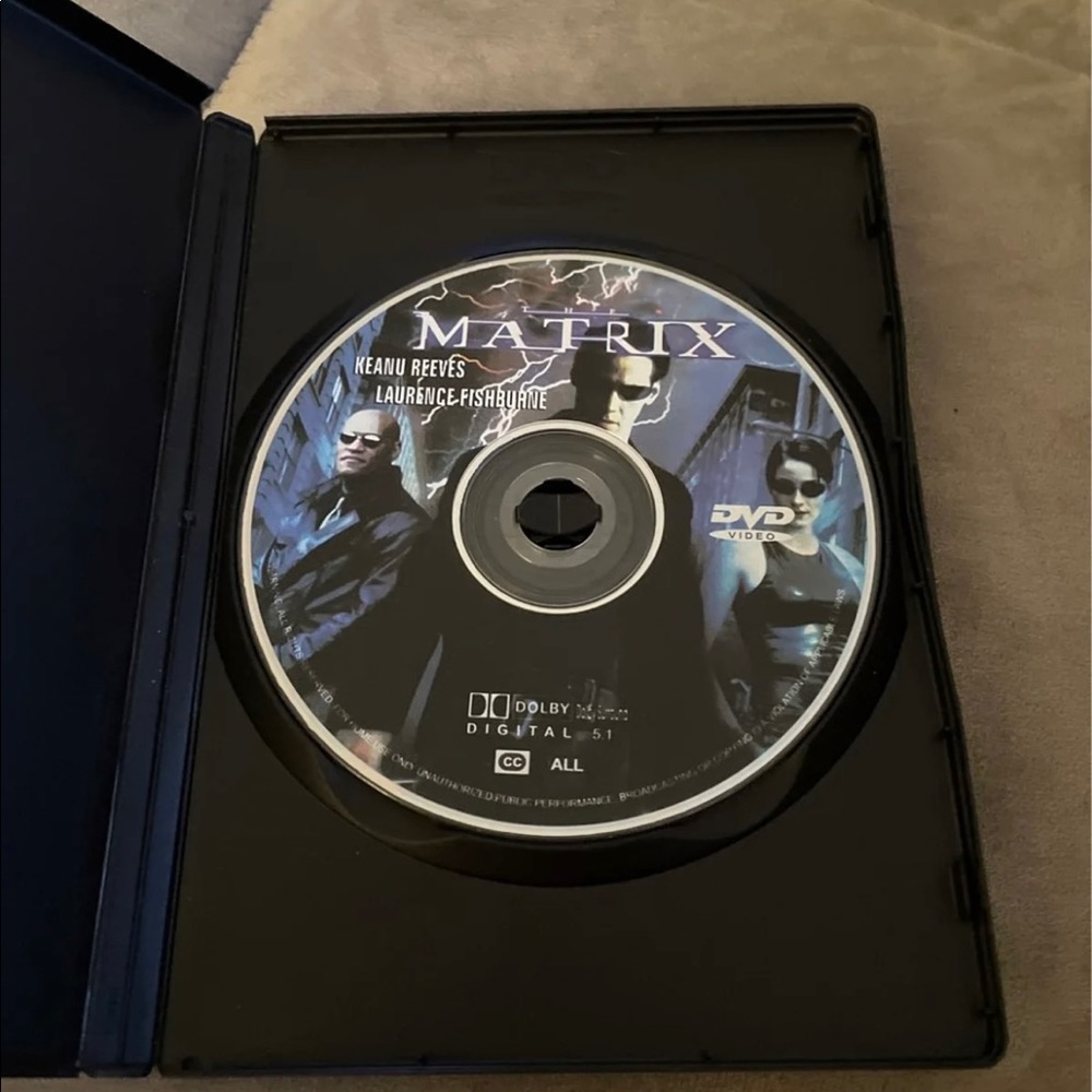 Matrix DVD - Picture 3 of 3